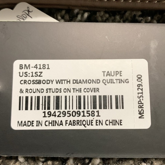 Badgley Mischka Quilted Crossbody Bag - Picture 9 of 12